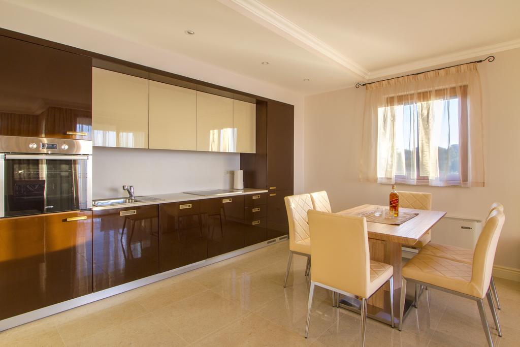 Luxury Apartments Villa Matea Малинска Номер фото