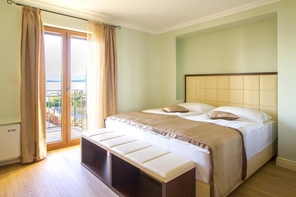 Luxury Apartments Villa Matea Малинска Номер фото